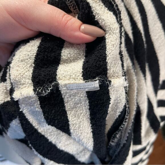 J.CREW | Black & Cream Striped Long Raglan Sleeve Pullover Textured Hoodie - Picture 7 of 8